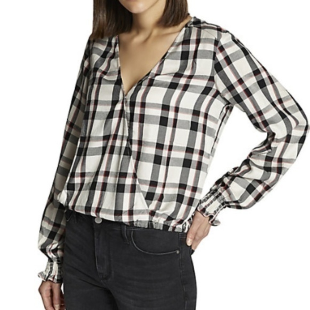Sanctuary Cori Smocked Sleeve Blouse. Size: S,M